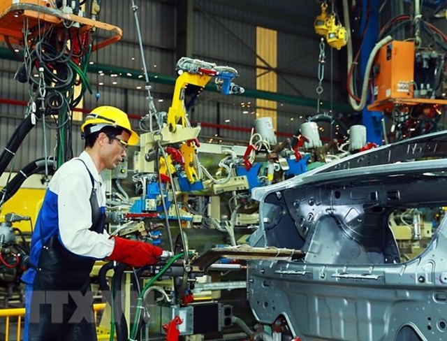 تايلاند تراجع خطط إنتاج صناعة السيارات