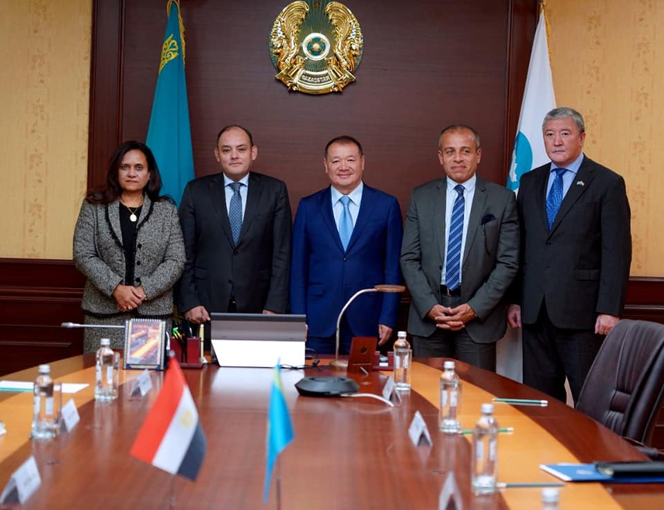 تعزيز التعاون والتكامل الصناعي المشترك بين مصر بكازاخستان