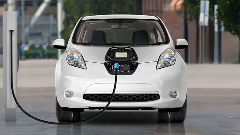 انخفاض أسعار السيارات الكهربائية