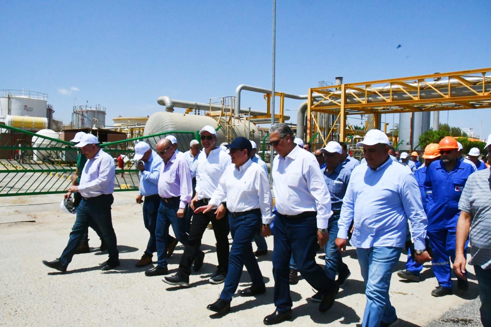 وزير البترول يفتتح توسعات شمال جيسوم.. وزيادة آلاف براميل الزيت يومياً