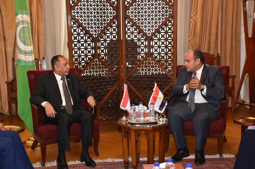 تعزيز العلاقات الاقتصادية والتجارية المشترك بين مصر والإمارات واليمن