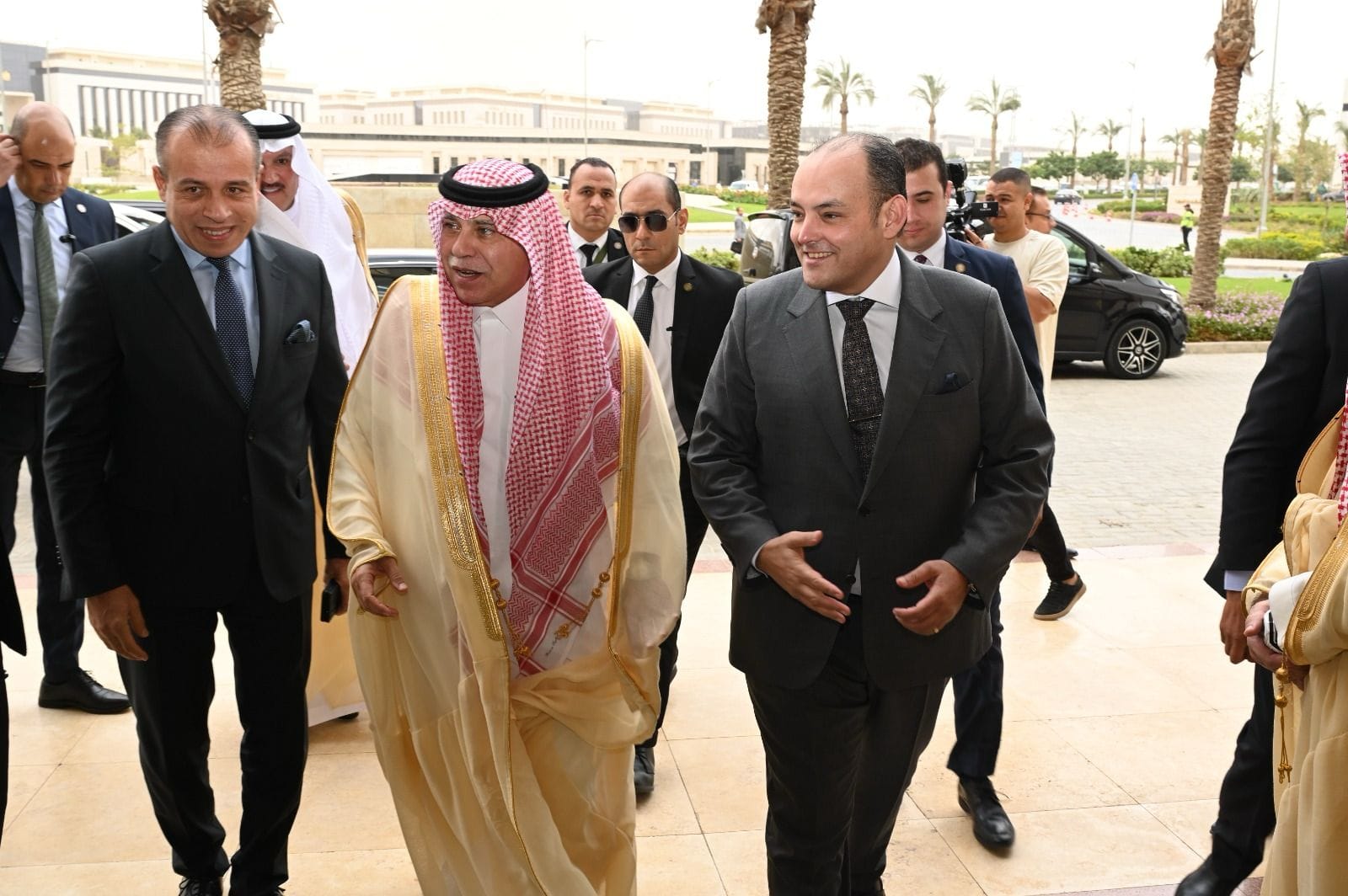 مصر والسعودية تبحثان عن فرص استثمارية جديدة
