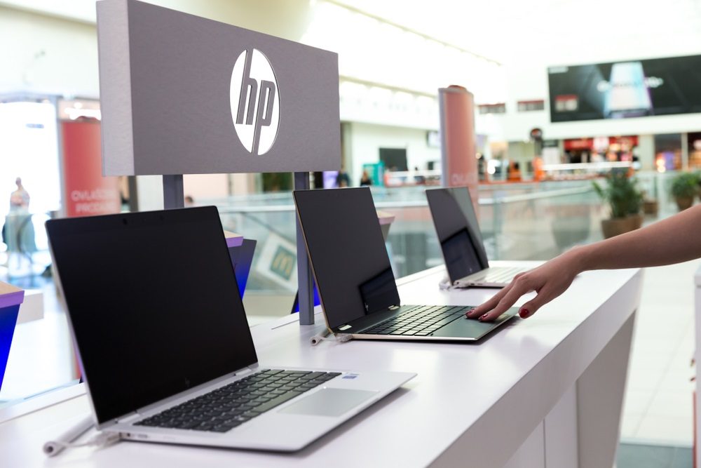 تسجل HP مبيعات أقل من المتوقع في الربع الثالث