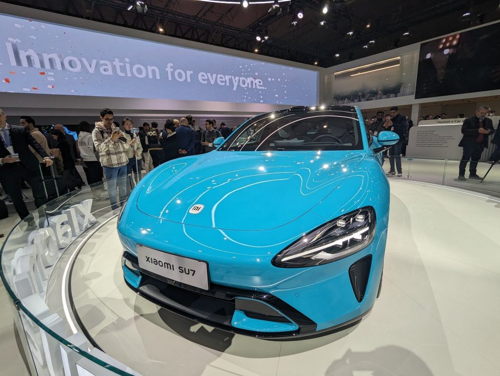 ثورة في عالم السيارات: شاومي تُعلن عن منافستها القوية  Tesla و BYD