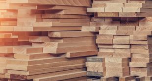 أزمة في صناعة الأثاث: جسر بالتيمور المنهار يعيق وصول الخشب