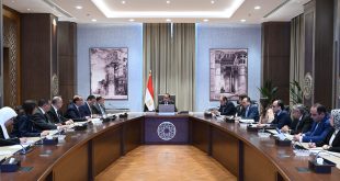  الحكومة المصرية تعلن انتهاء أزمة تراكم البضائع في الموانئ