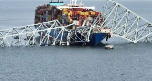 كارثة جسر فرانسيس سكوت كي: حطام سفينة وحاويات خطرة وغموض يلف الحادث