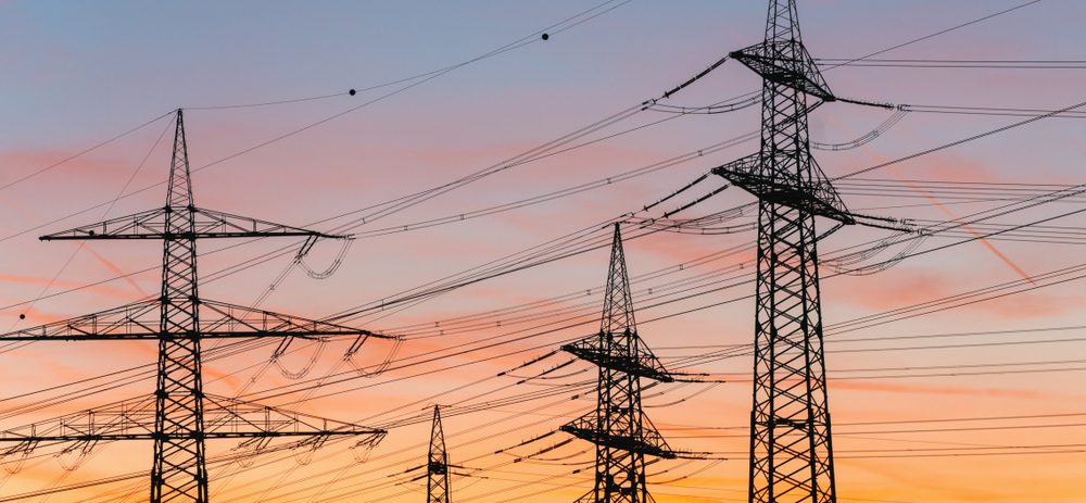 مصر والسعودية: خطوة عملاقة نحو ربط شبكات الكهرباء العربية